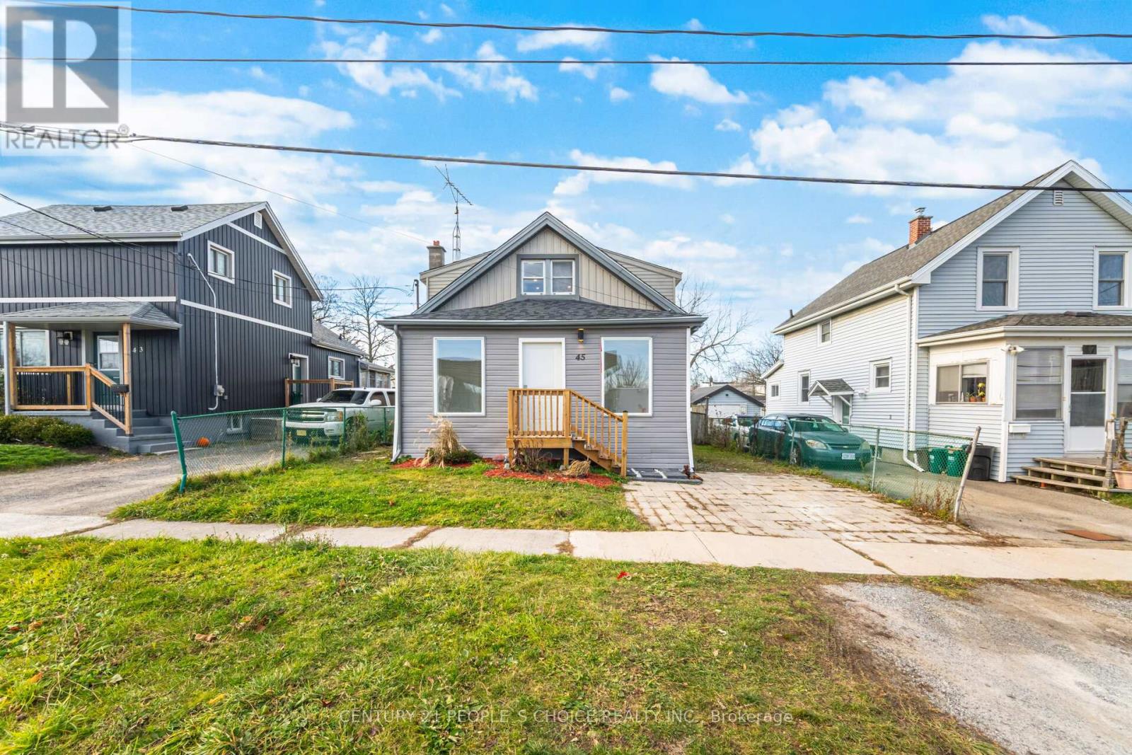 45 Wellington Street N, Thorold, Ontario  L2V 2E7 - Photo 3 - X12840222