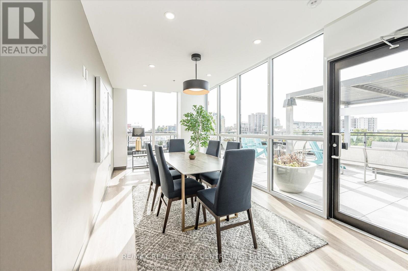 702 - 60 Charles Street W, Kitchener, Ontario  N2G 0C9 - Photo 28 - X12840264