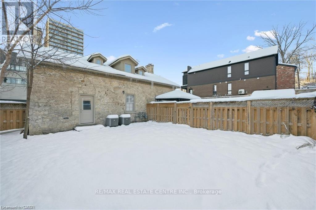 16 St Andrews Street, Cambridge, Ontario  N1S 1M4 - Photo 19 - X12840312
