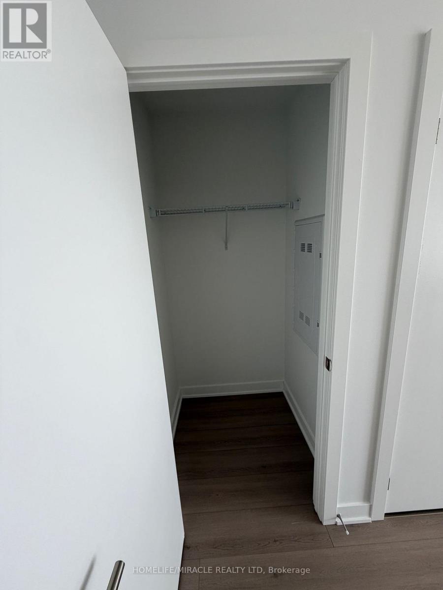 1704 - 25 Wellington Street S, Kitchener, Ontario  N2G 0G5 - Photo 11 - X12840314