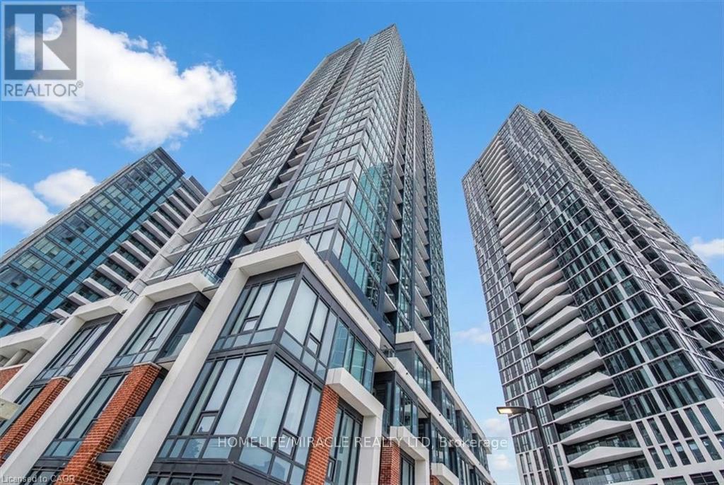 1704 - 25 Wellington Street S, Kitchener, Ontario  N2G 0G5 - Photo 2 - X12840314