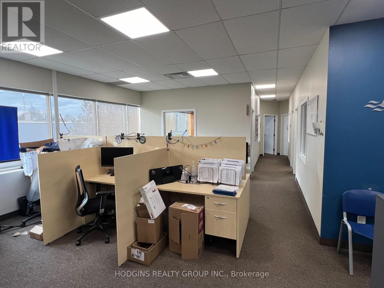 220-221 - 505 Park Road N, Brantford, Ontario  N3R 7K8 - Photo 2 - X12840362