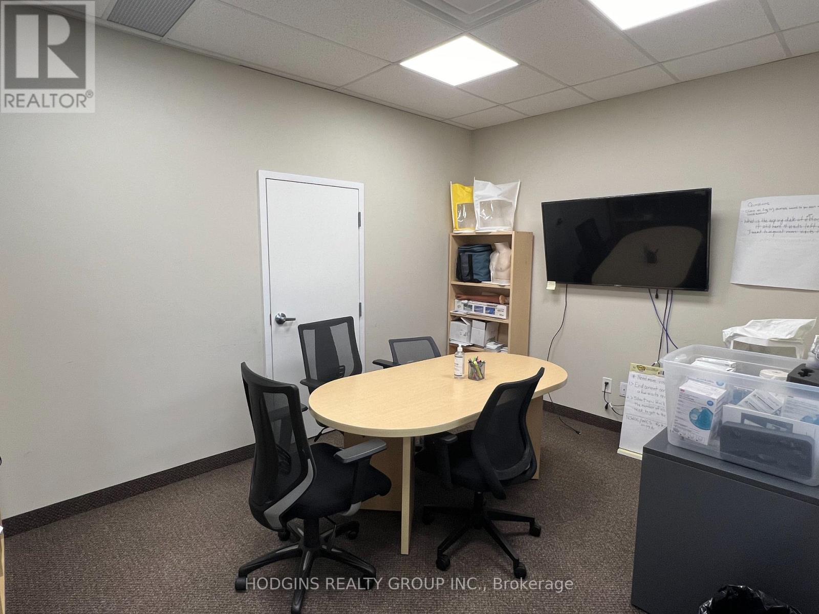 220-221 - 505 Park Road N, Brantford, Ontario  N3R 7K8 - Photo 8 - X12840362