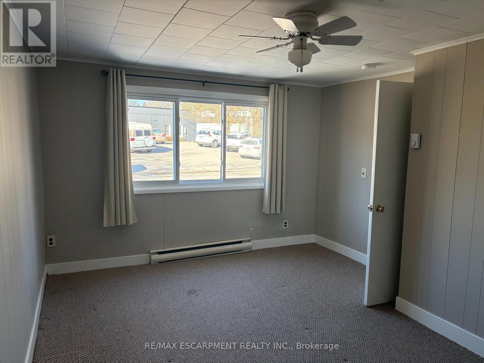 Main - 786 Welland Road, Pelham, Ontario  L0S 1C0 - Photo 9 - X12840380