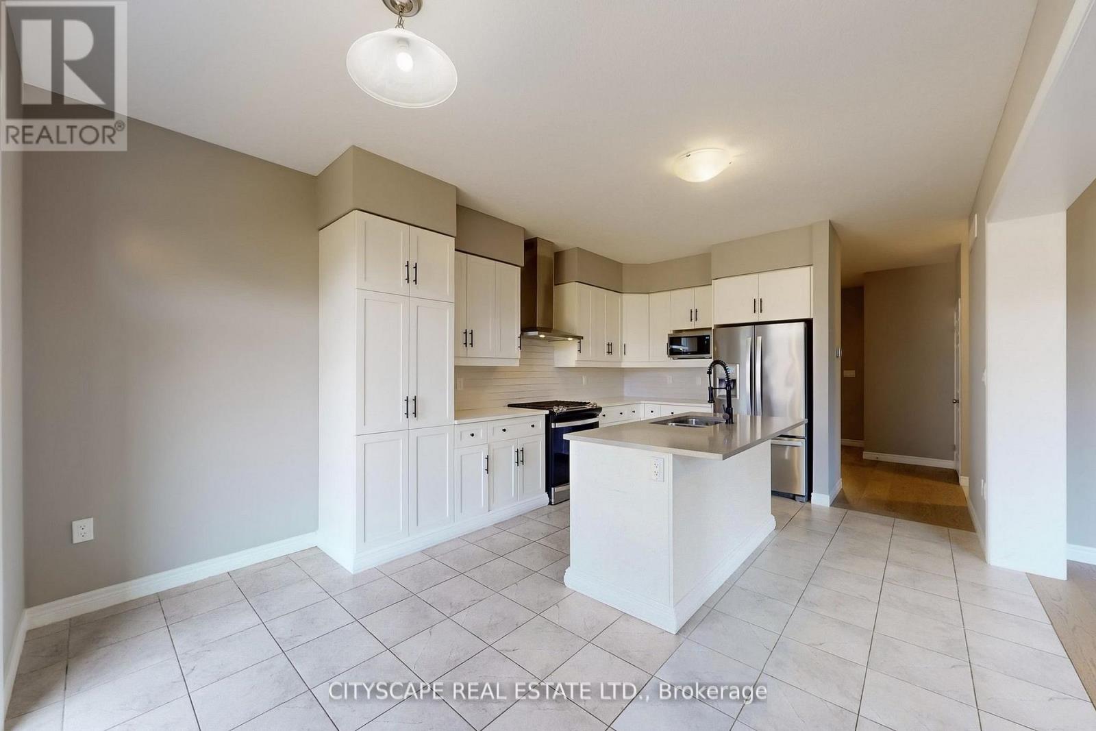 100 Tartan Avenue, Kitchener, Ontario  N2R 0N5 - Photo 11 - X12840400