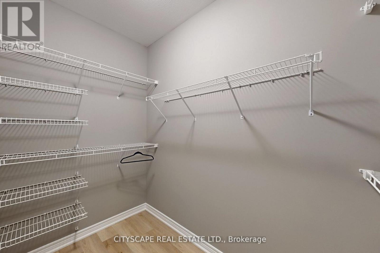 100 Tartan Avenue, Kitchener, Ontario  N2R 0N5 - Photo 28 - X12840400