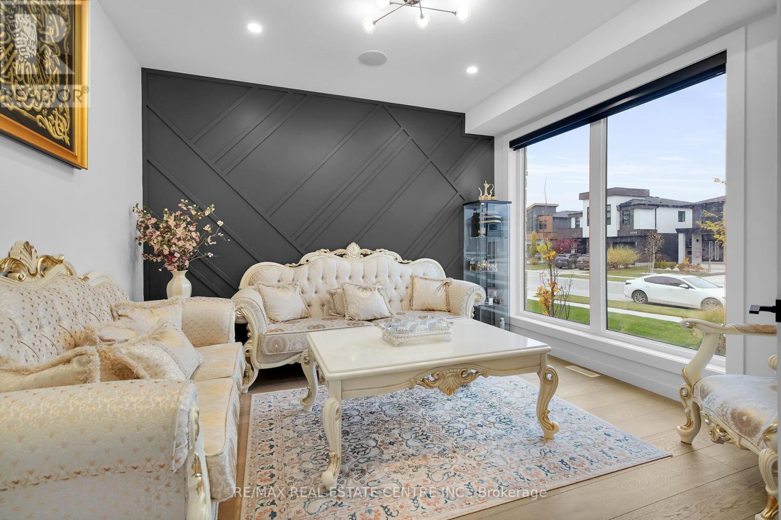 2088 Ironwood Road, London South, Ontario  N6K 0H8 - Photo 18 - X12840444