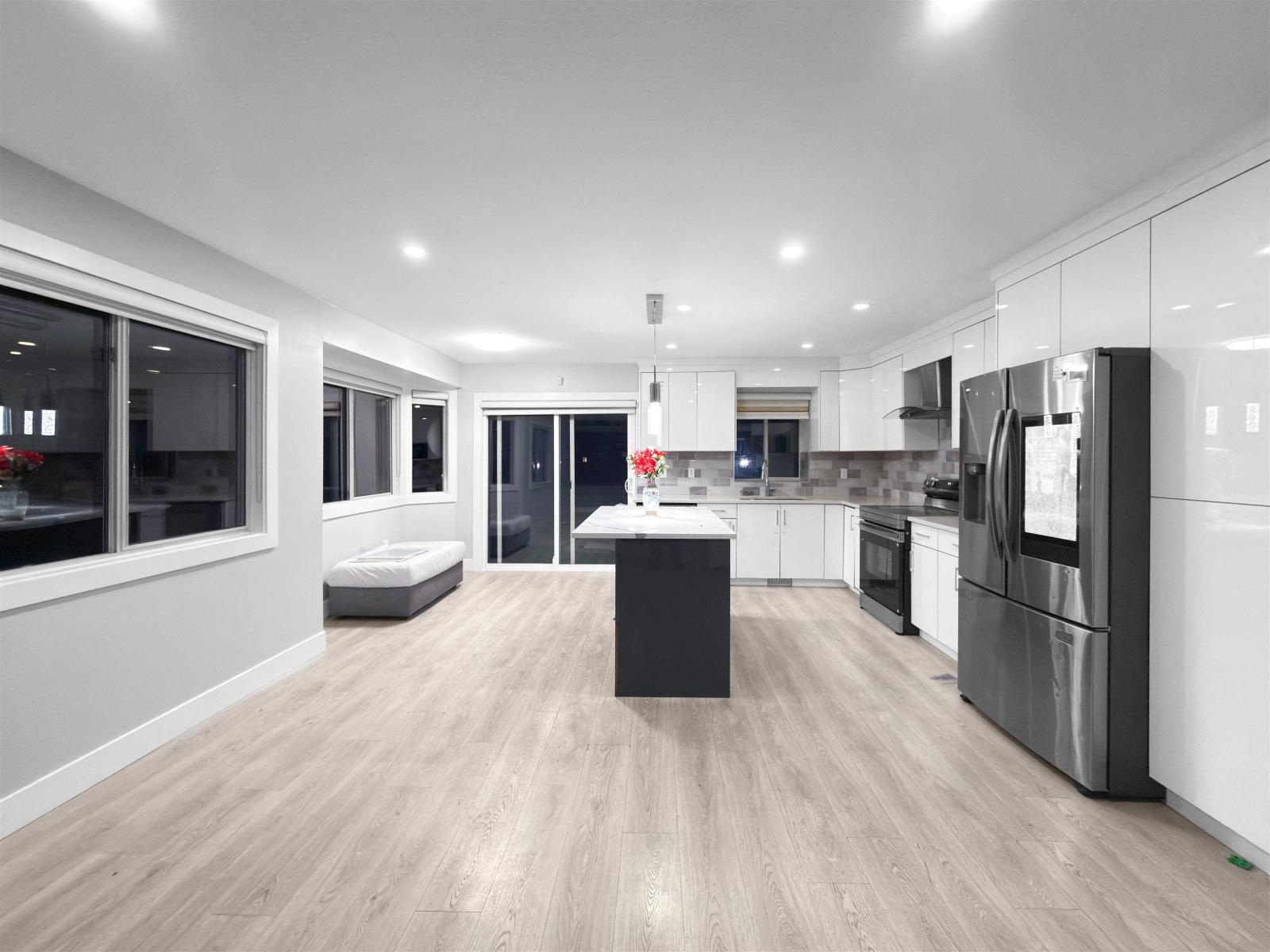 15335 111 Avenue, Surrey, British Columbia  V3R 9H7 - Photo 6 - R3093134