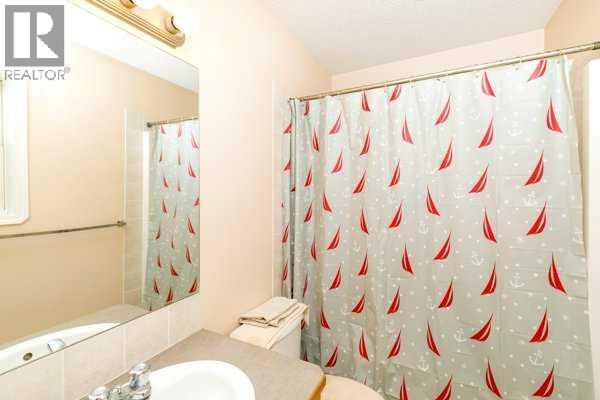 12 Dentoom, Red Deer, Alberta  T4R 3H6 - Photo 15 - A2288377