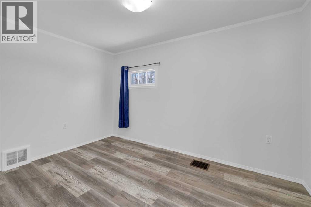 5129 48 Avenue, Ponoka, Alberta  T4J 1J2 - Photo 24 - A2289769