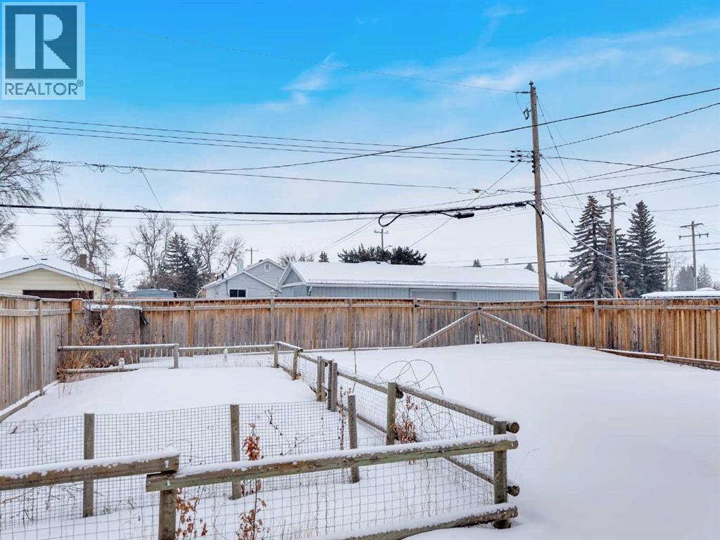 5129 48 Avenue, Ponoka, Alberta  T4J 1J2 - Photo 39 - A2289769