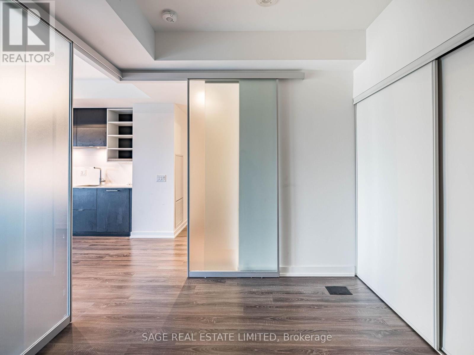 2319 - 20 Edward Street, Toronto, Ontario  M5G 0C5 - Photo 12 - C12812584