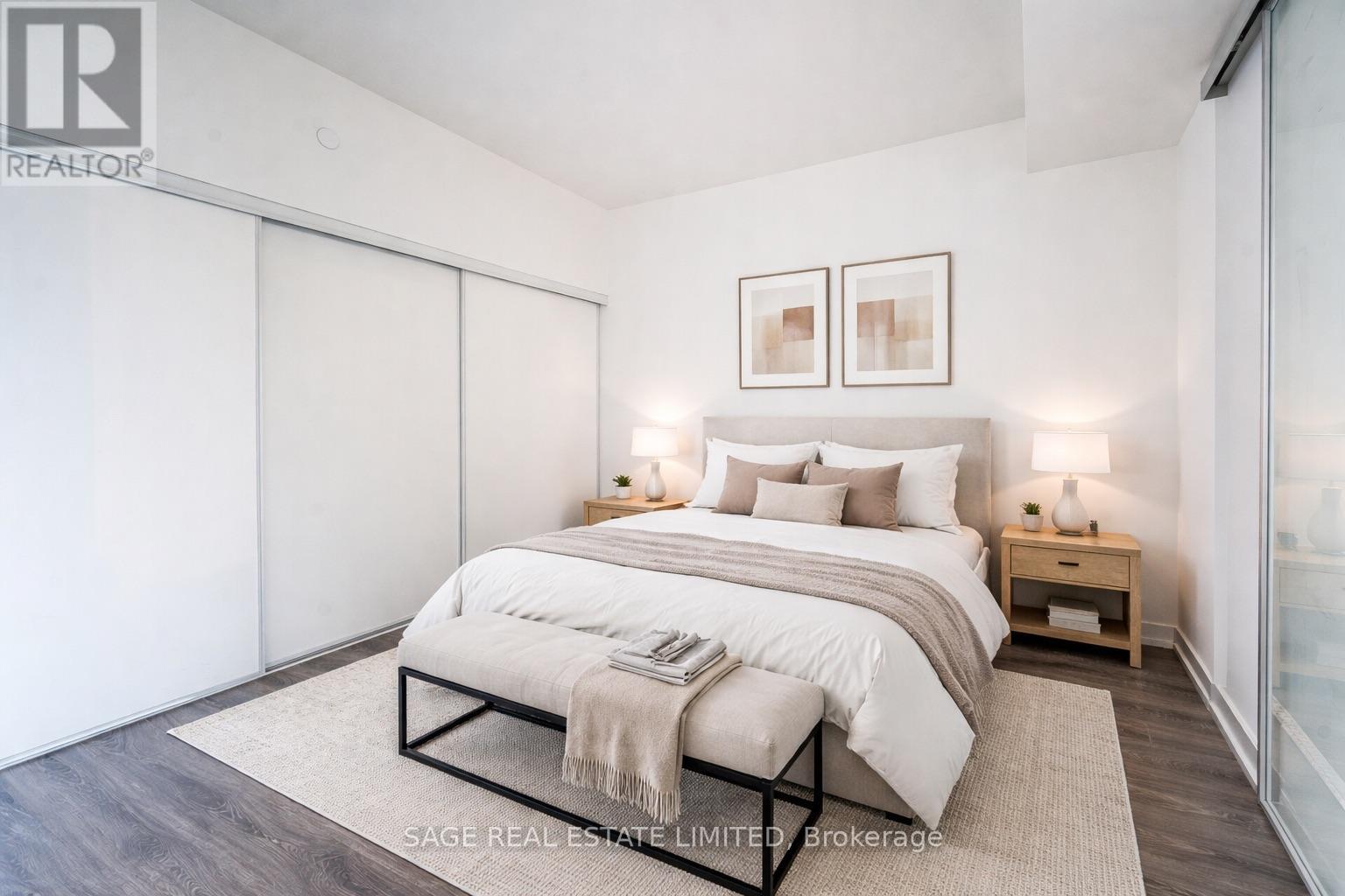 2319 - 20 Edward Street, Toronto, Ontario  M5G 0C5 - Photo 11 - C12812584