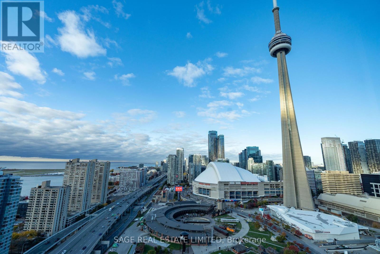 3712 - 19 GRAND TRUNK CRESCENT, Toronto, Ontario