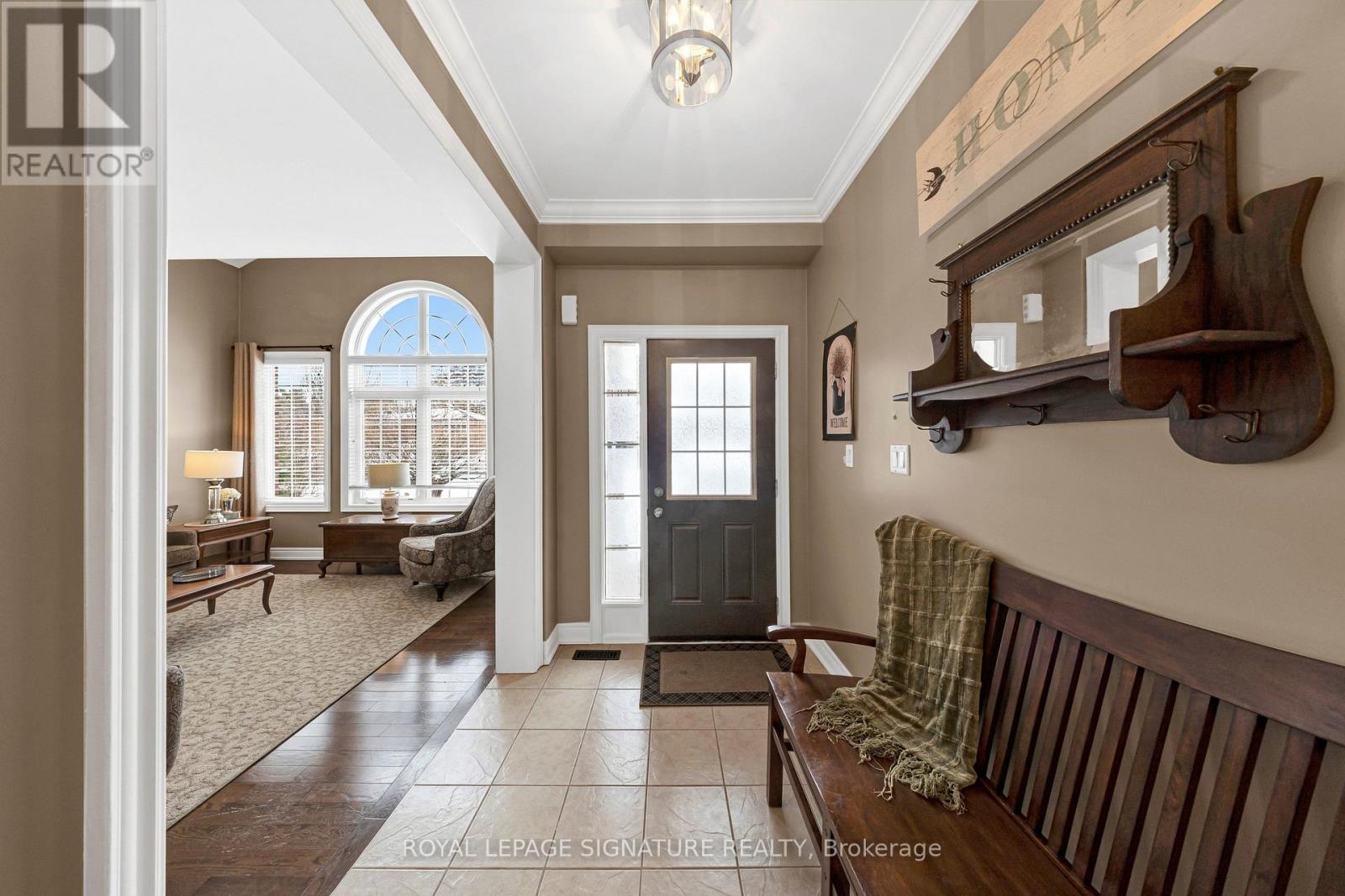 473a Oakwood Drive, Pickering, Ontario  L1W 2M8 - Photo 5 - E12837062