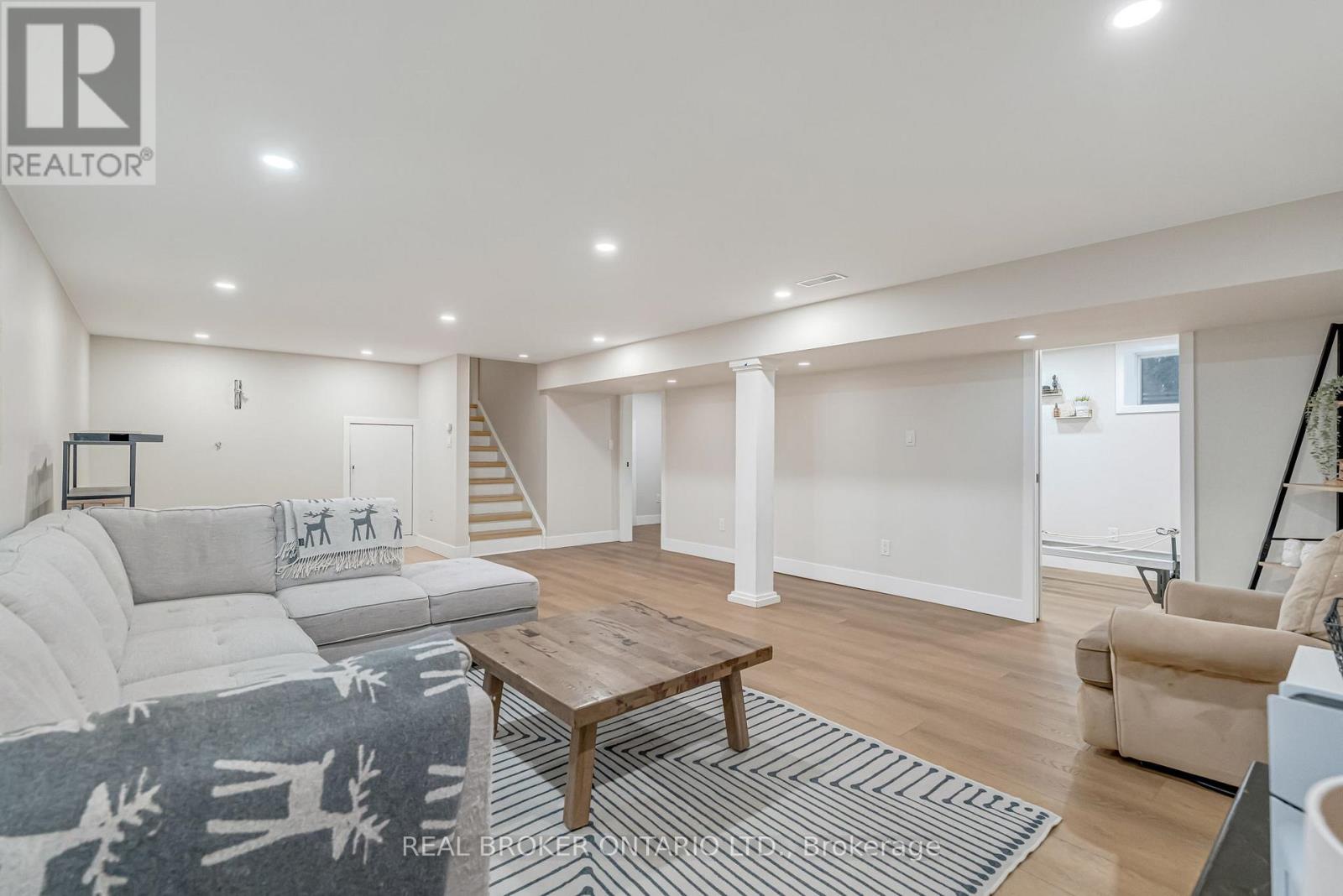 16 Bannisdale Way, Hamilton, Ontario  L0R 1H2 - Photo 33 - X12803778