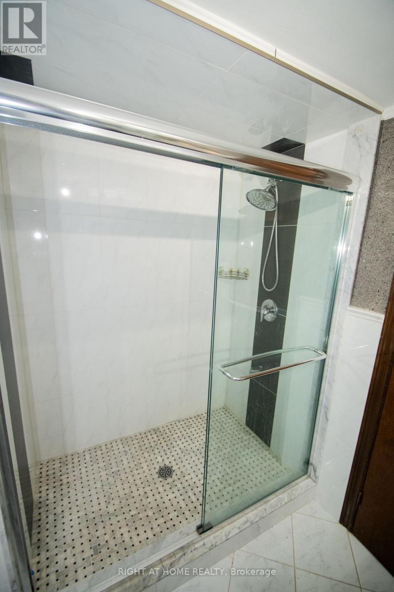 6807 Corwin Crescent, Niagara Falls, Ontario  L2G 2M8 - Photo 43 - X12840354