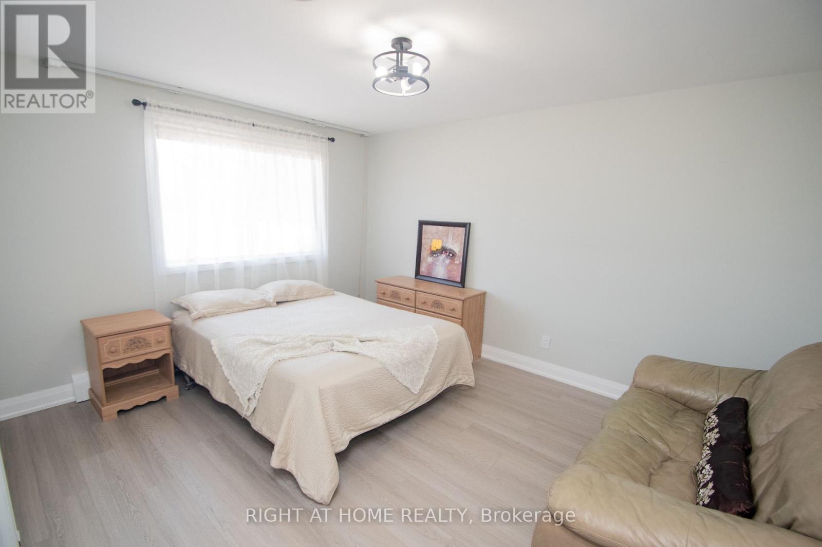 6807 Corwin Crescent, Niagara Falls, Ontario  L2G 2M8 - Photo 24 - X12840354