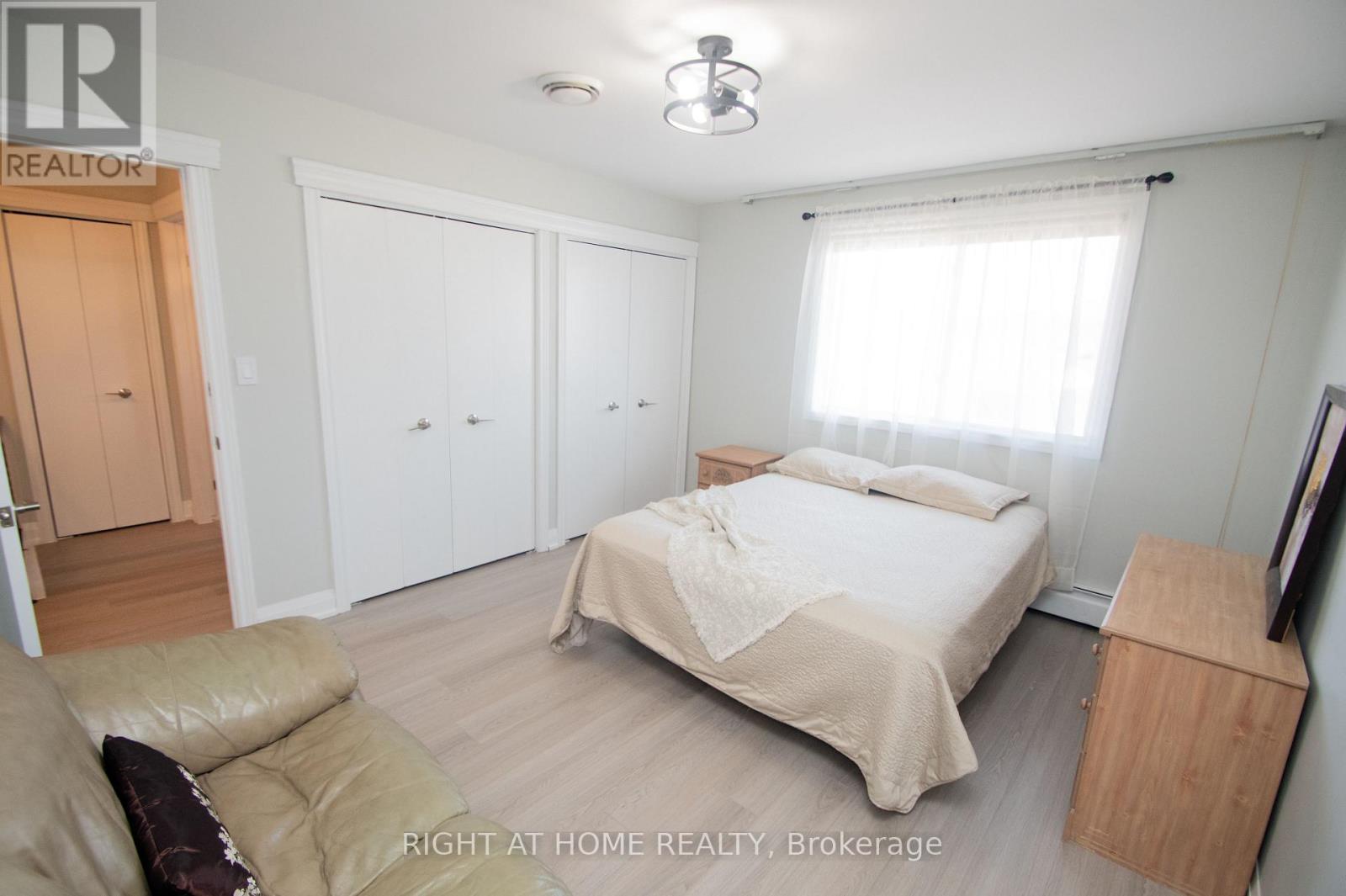 6807 Corwin Crescent, Niagara Falls, Ontario  L2G 2M8 - Photo 23 - X12840354