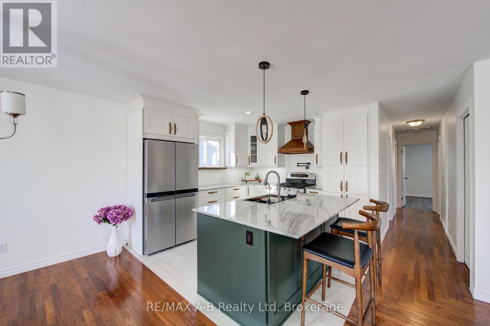 29 Dunsford Crescent, St. Marys, Ontario  N4X 1A5 - Photo 11 - X12840536