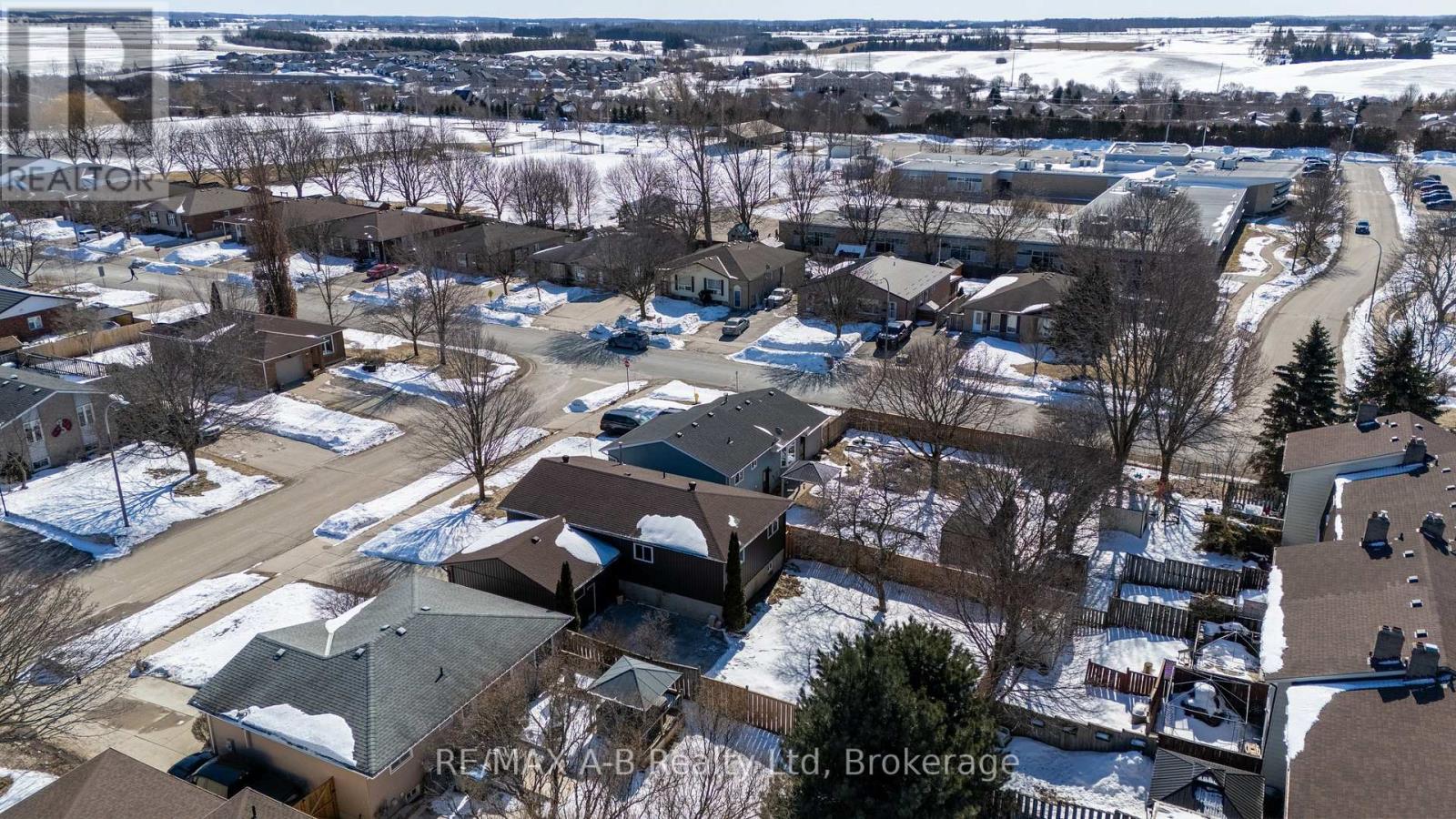 29 Dunsford Crescent, St. Marys, Ontario  N4X 1A5 - Photo 45 - X12840536