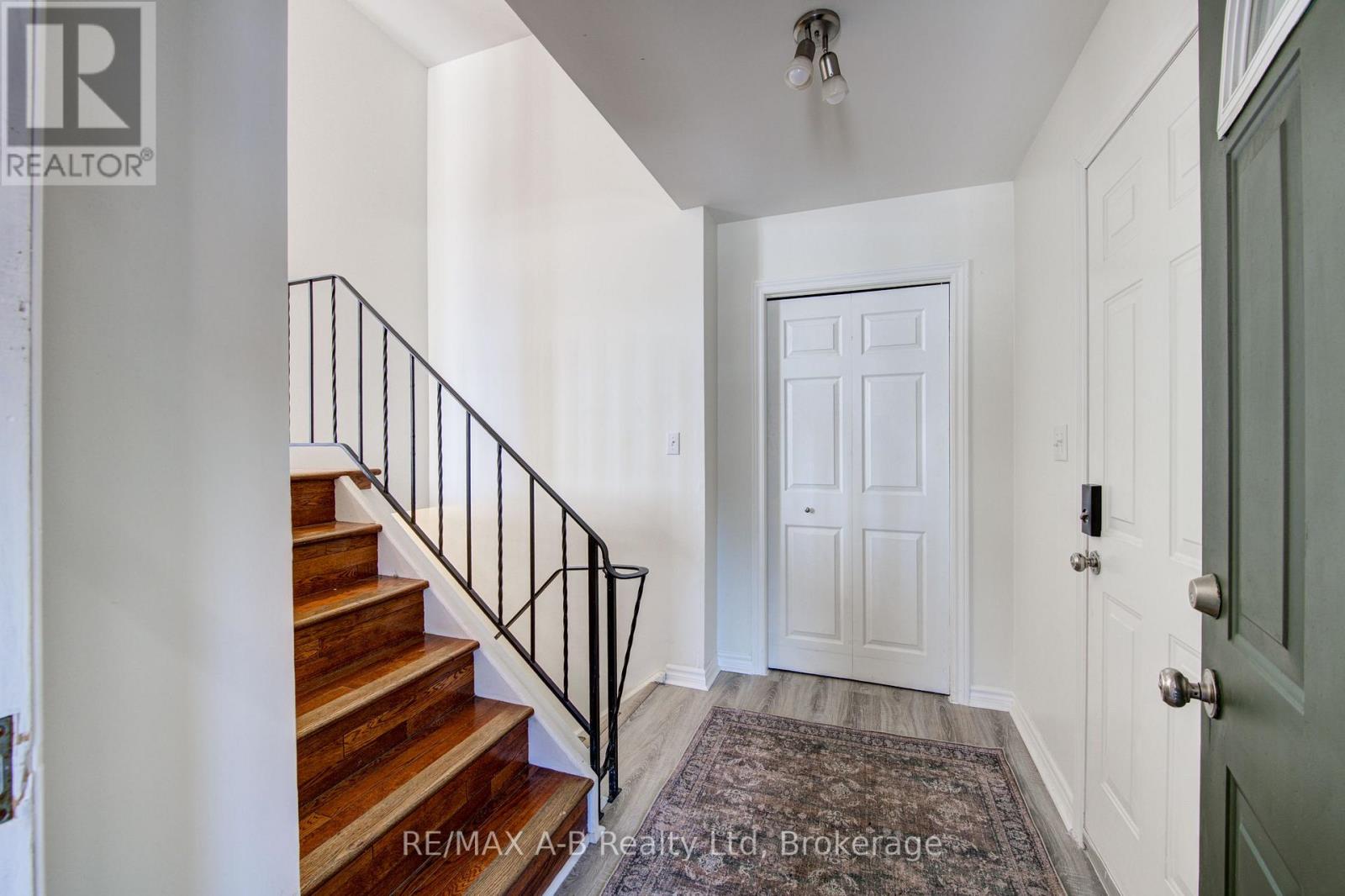 29 Dunsford Crescent, St. Marys, Ontario  N4X 1A5 - Photo 7 - X12840536