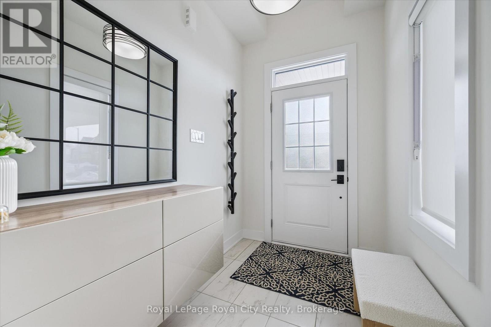 32 Hutchison Road, Guelph, Ontario  N1L 0R4 - Photo 2 - X12840550