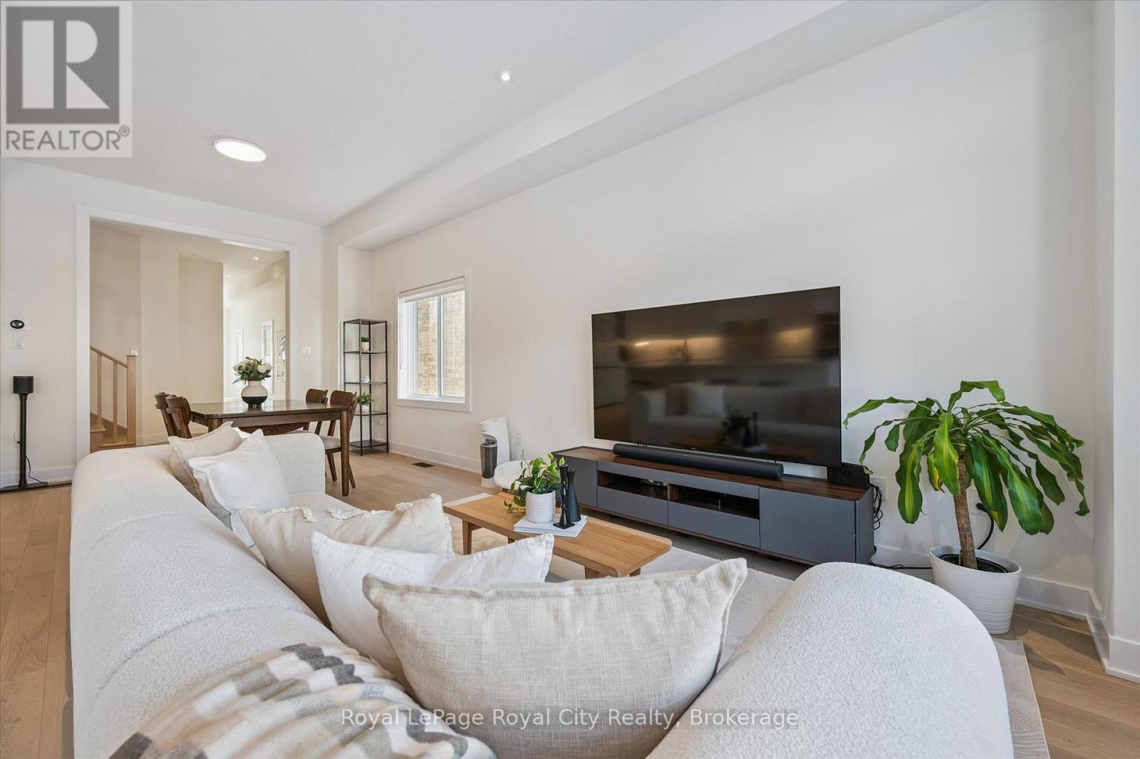 32 Hutchison Road, Guelph, Ontario  N1L 0R4 - Photo 8 - X12840550