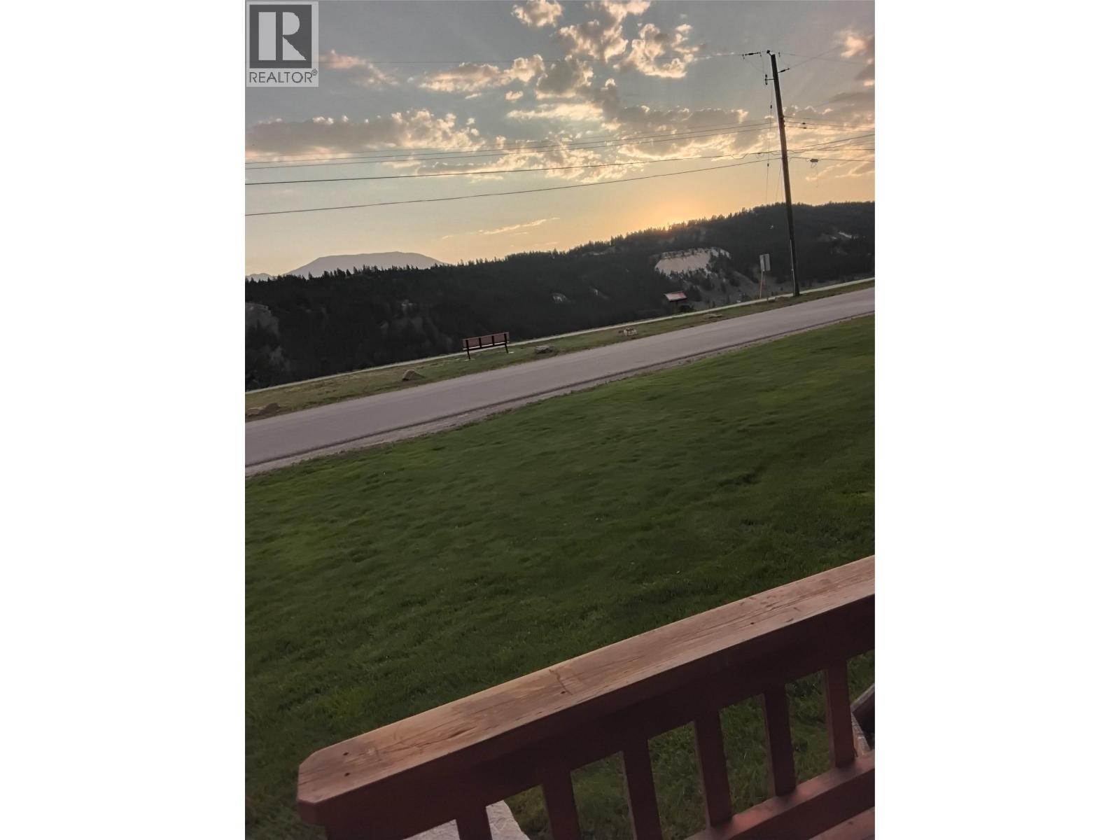 453 13th Avenue, Invermere, British Columbia  V0A 1K4 - Photo 7 - 10356569