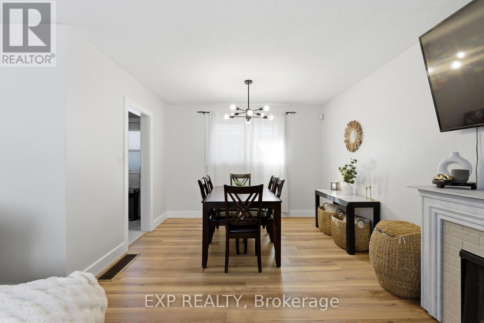 67 Leland Drive, Belleville (Belleville Ward), Ontario  K8P 1G4 - Photo 19 - X12840460