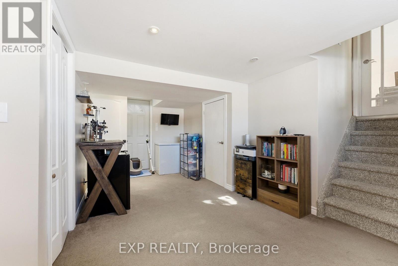 67 Leland Drive, Belleville (Belleville Ward), Ontario  K8P 1G4 - Photo 36 - X12840460