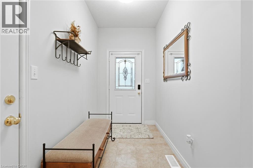 26 Cathy Drive, Mount Hope, Ontario  L0R 1W0 - Photo 3 - 40808716