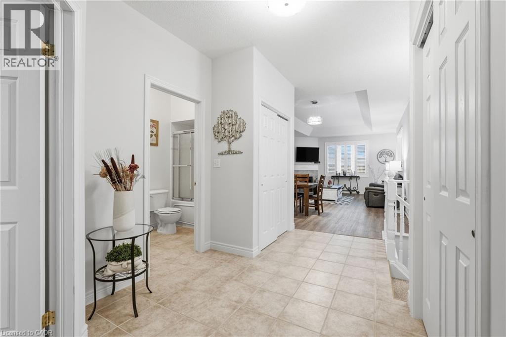 26 Cathy Drive, Mount Hope, Ontario  L0R 1W0 - Photo 5 - 40808716