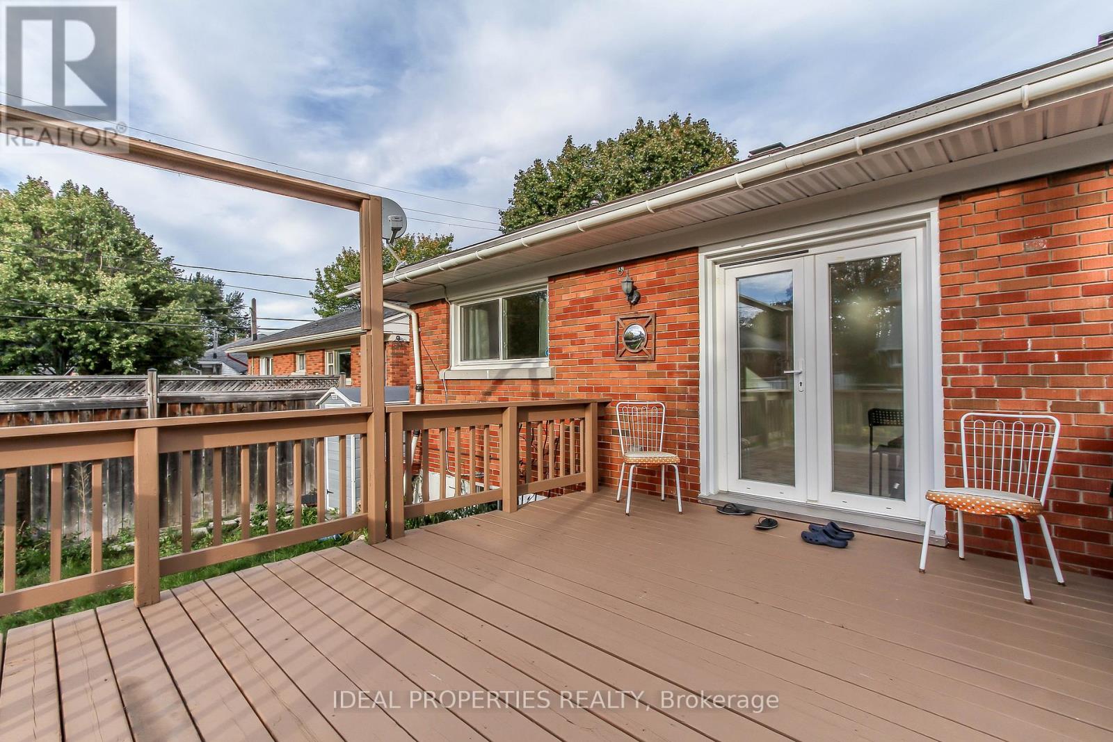 A - 2034 Saunderson Drive, Ottawa, Ontario  K1G 2E6 - Photo 32 - X12840520