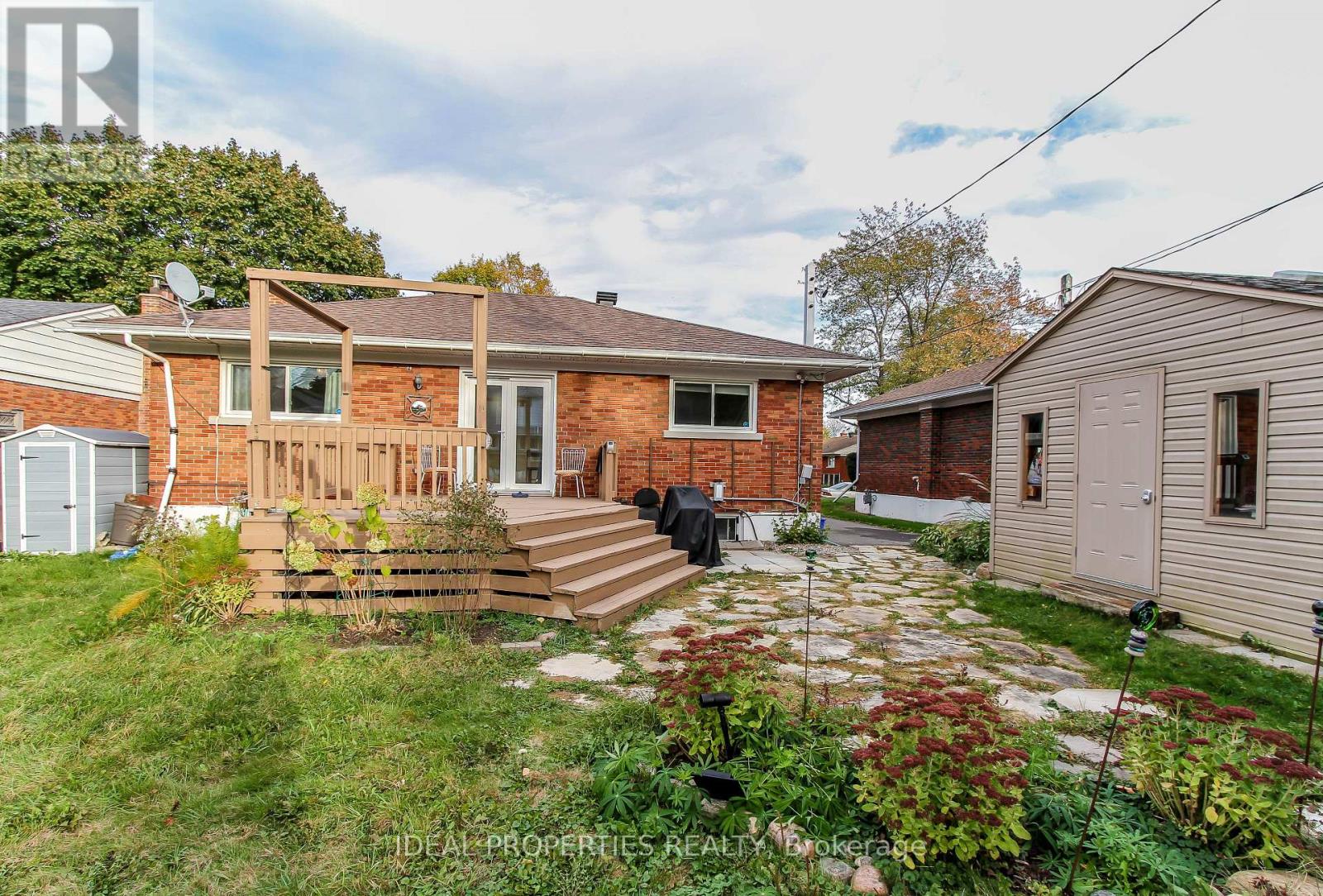 A - 2034 Saunderson Drive, Ottawa, Ontario  K1G 2E6 - Photo 35 - X12840520