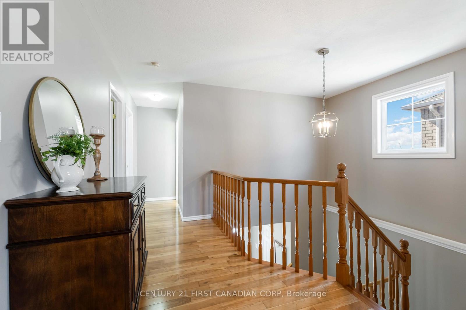49 Foxtrot Drive, Hamilton, Ontario  L8J 3T5 - Photo 17 - X12840568