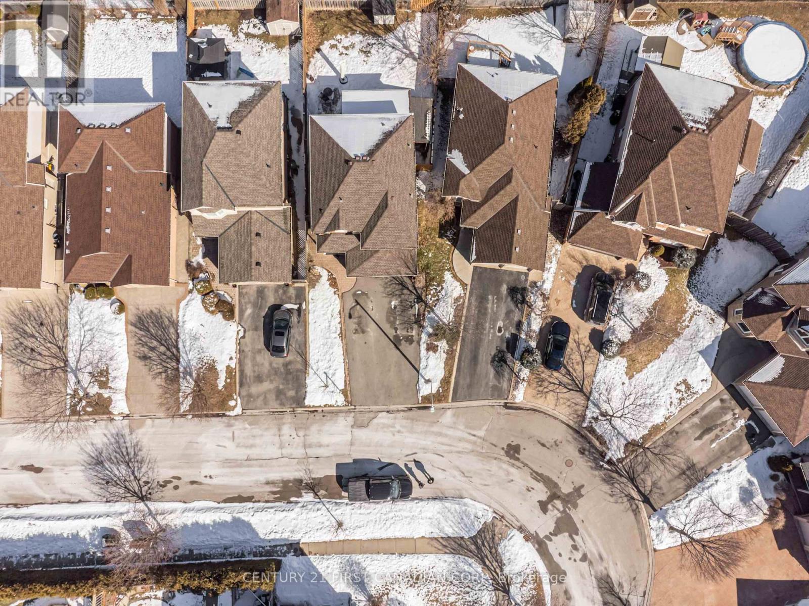 49 Foxtrot Drive, Hamilton, Ontario  L8J 3T5 - Photo 44 - X12840568