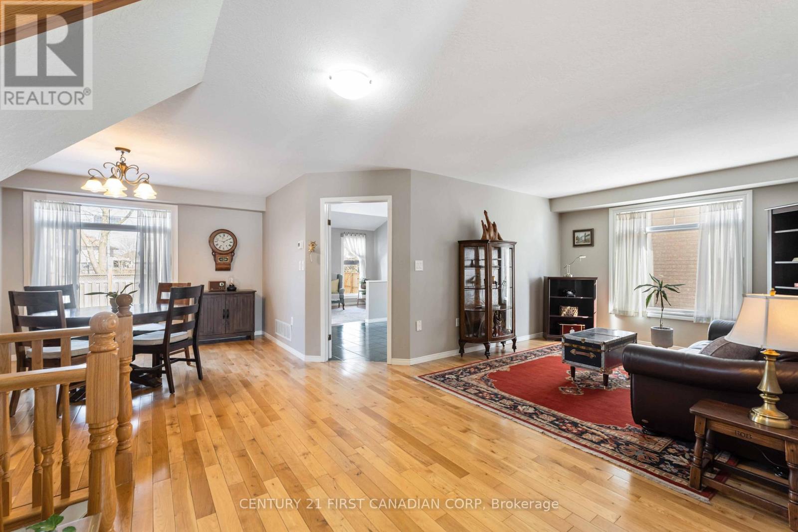 49 Foxtrot Drive, Hamilton, Ontario  L8J 3T5 - Photo 6 - X12840568