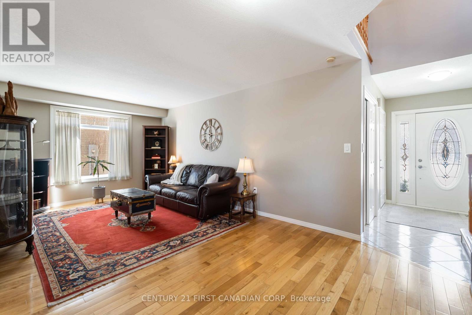 49 Foxtrot Drive, Hamilton, Ontario  L8J 3T5 - Photo 7 - X12840568