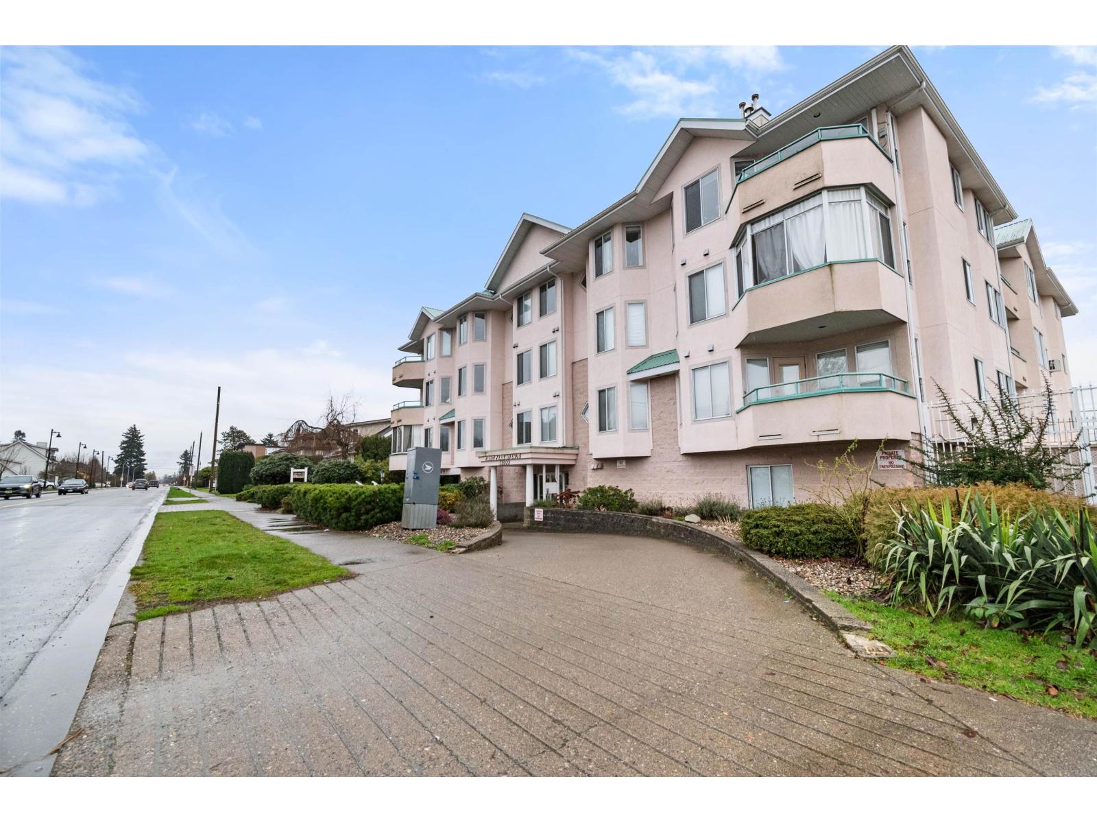 204 46000 FIRST AVENUE|Chilliwack Downtown, Chilliwack, British Columbia