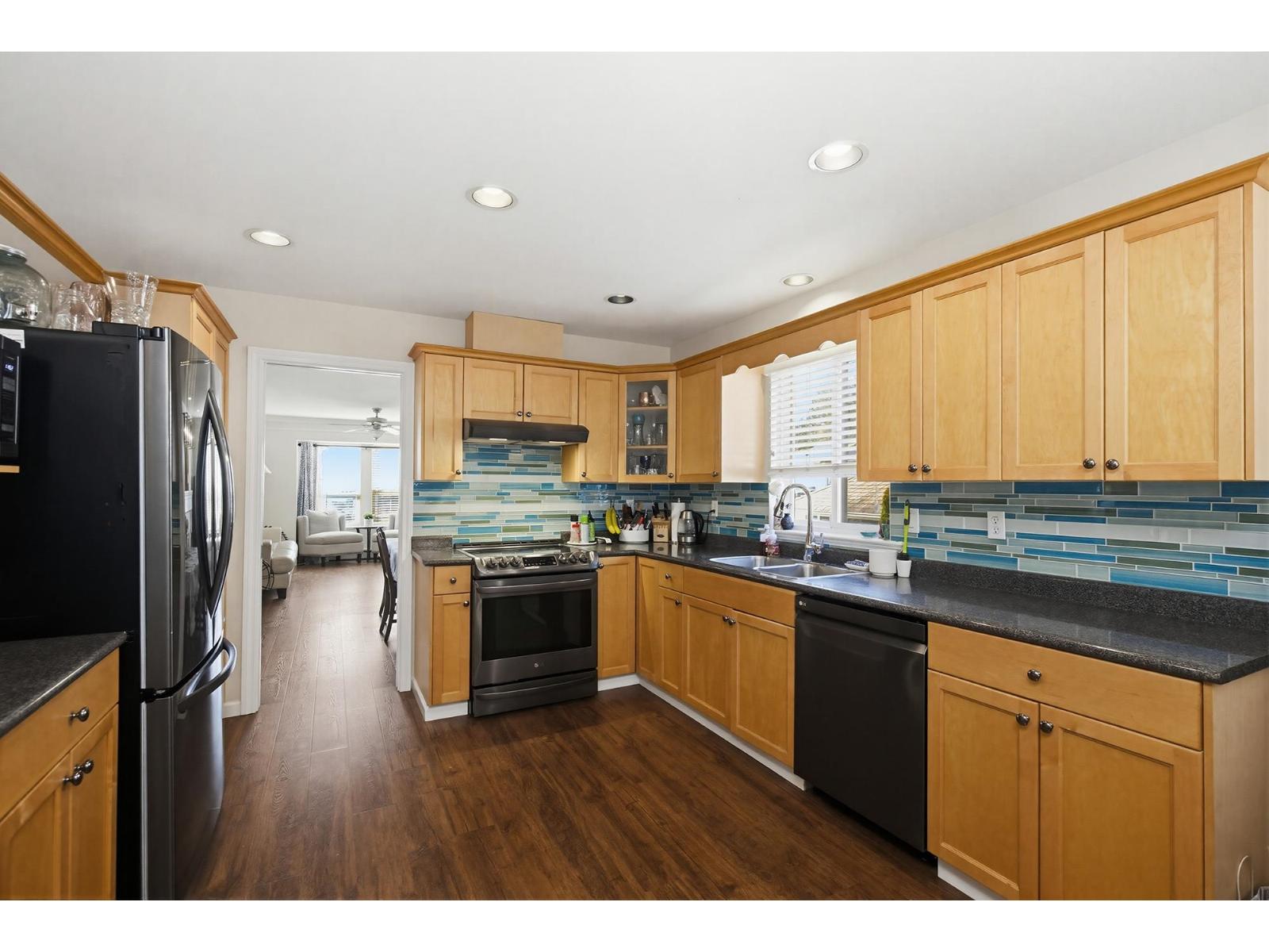 8052 Topper Drive, Mission, British Columbia  V2V 7A8 - Photo 17 - R3094928