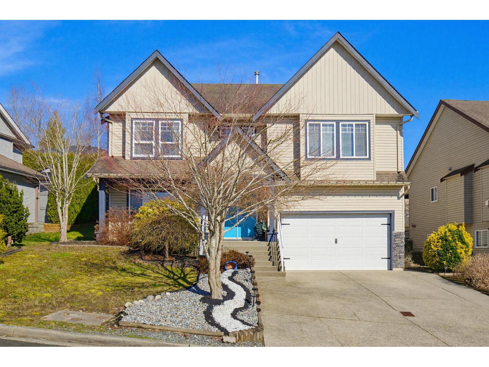 8052 Topper Drive, Mission, British Columbia  V2V 7A8 - Photo 1 - R3094928