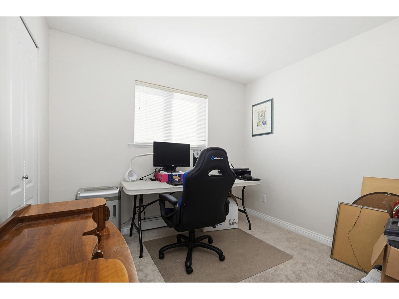 8052 Topper Drive, Mission, British Columbia  V2V 7A8 - Photo 26 - R3094928