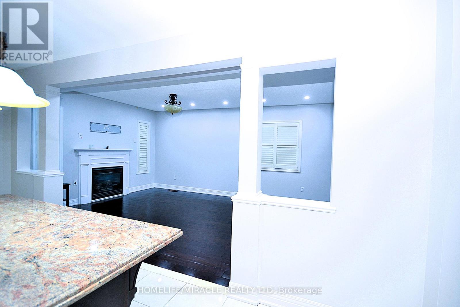 215 Bachman Drive, Vaughan, Ontario  L6A 3V9 - Photo 10 - N12836766