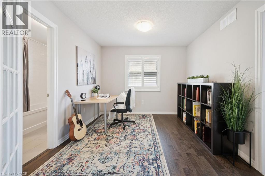 483 St Moritz Avenue, Waterloo, Ontario N2T 0B3 - Photo 19 - 40809022