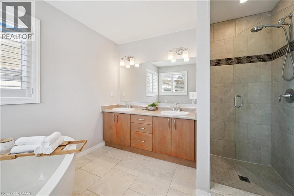 483 St Moritz Avenue, Waterloo, Ontario N2T 0B3 - Photo 28 - 40809022