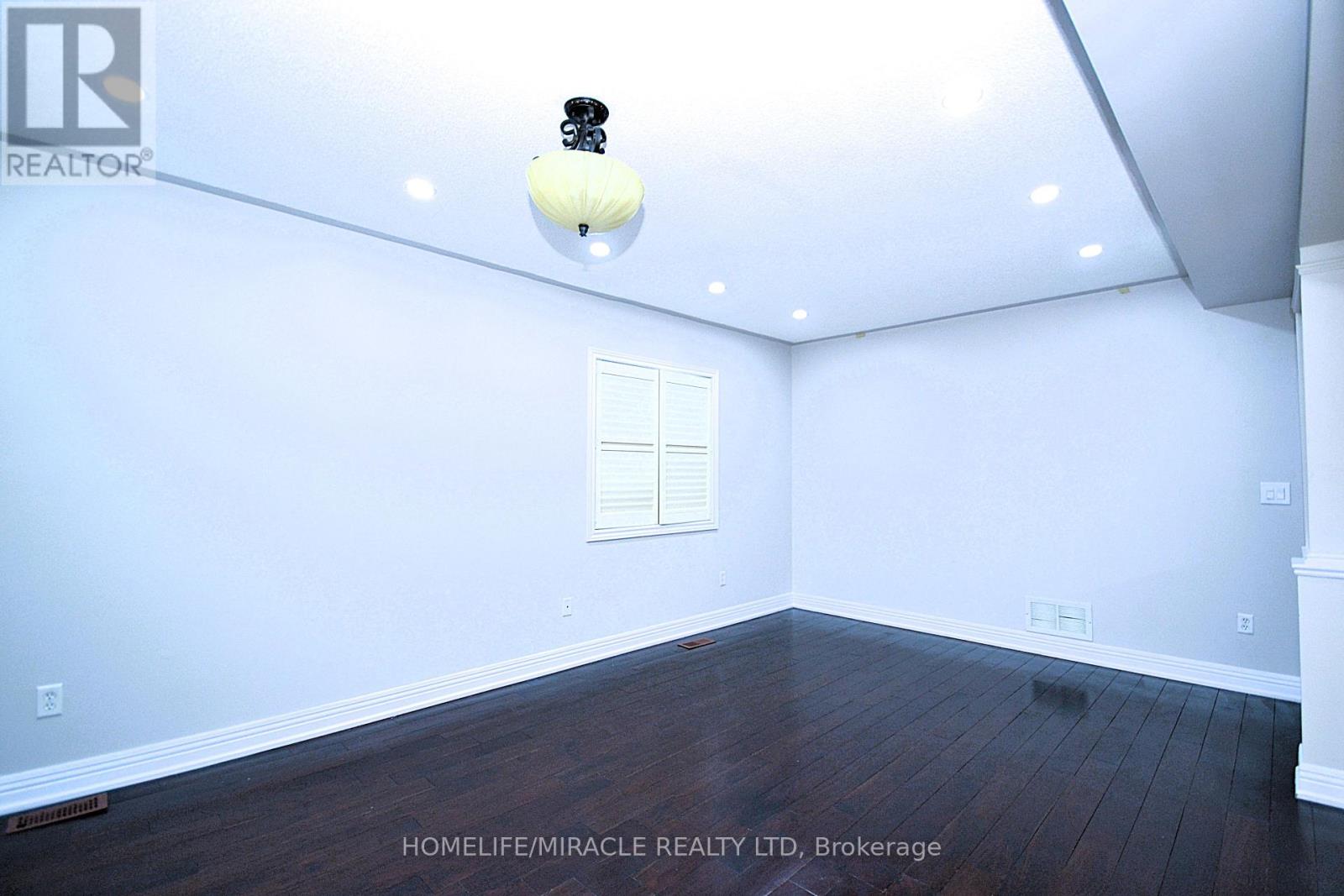 215 Bachman Drive, Vaughan, Ontario  L6A 3V9 - Photo 13 - N12836766