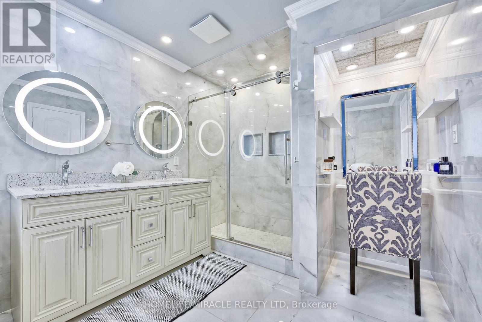 215 Bachman Drive, Vaughan, Ontario  L6A 3V9 - Photo 15 - N12836766