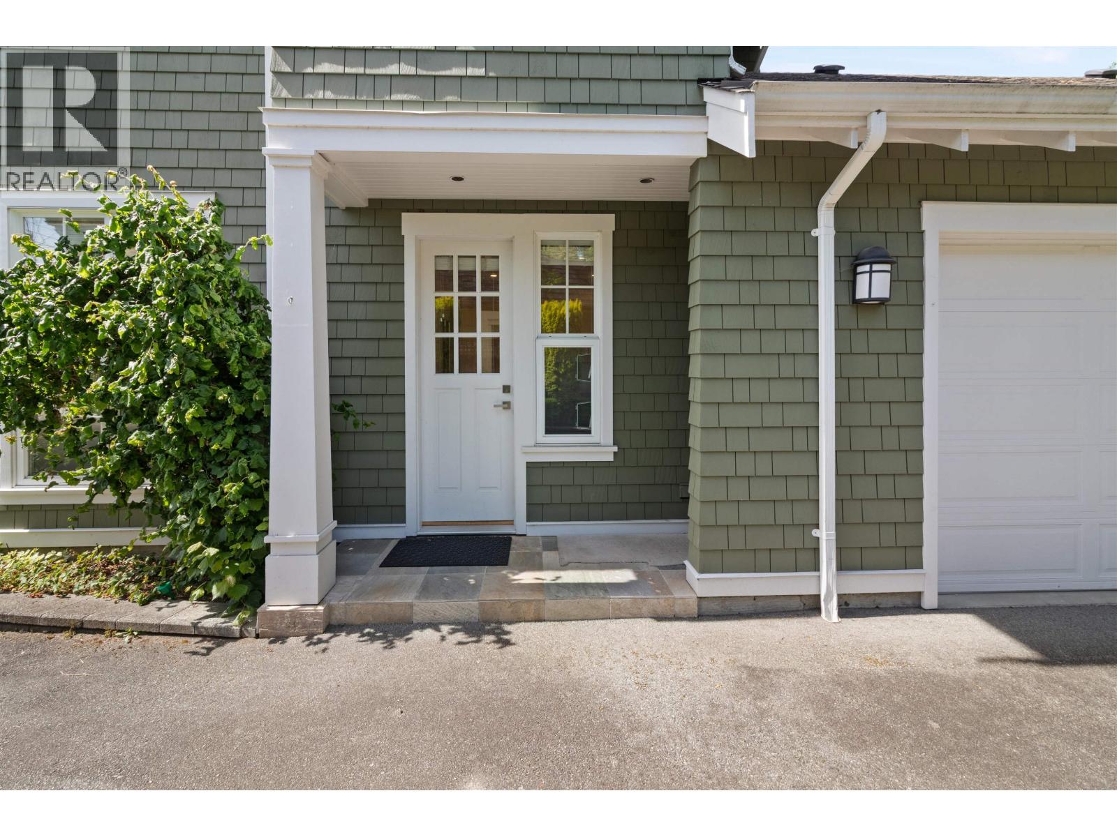 4379 Ross Crescent, West Vancouver, British Columbia  V7W 1B3 - Photo 33 - R3094624