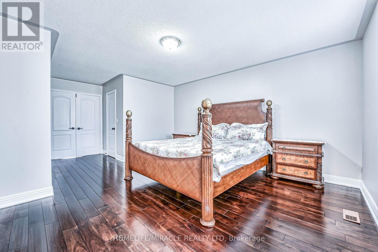 215 Bachman Drive, Vaughan, Ontario  L6A 3V9 - Photo 19 - N12836766